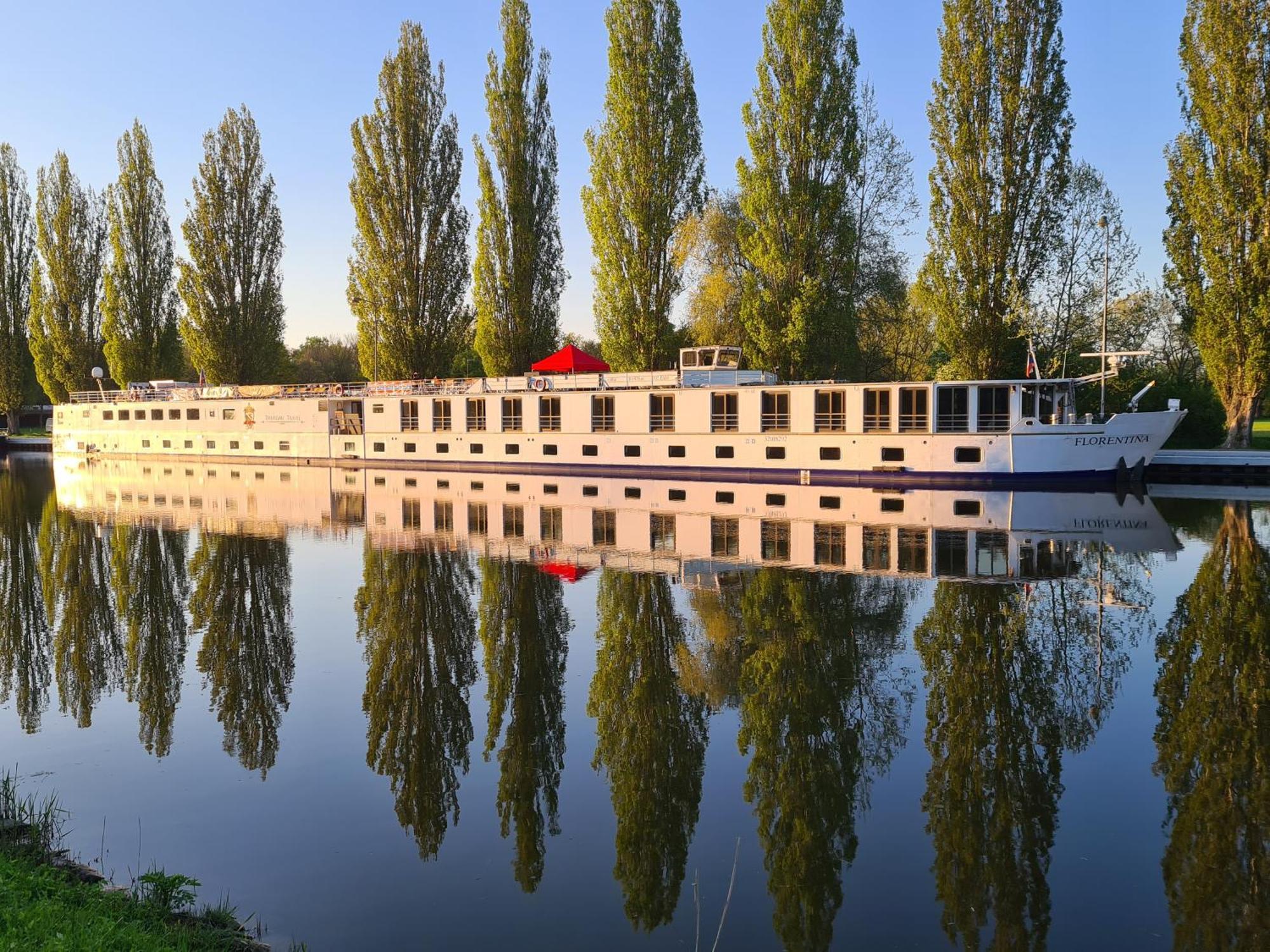Florentina Boat Litomerice Ngoại thất bức ảnh
